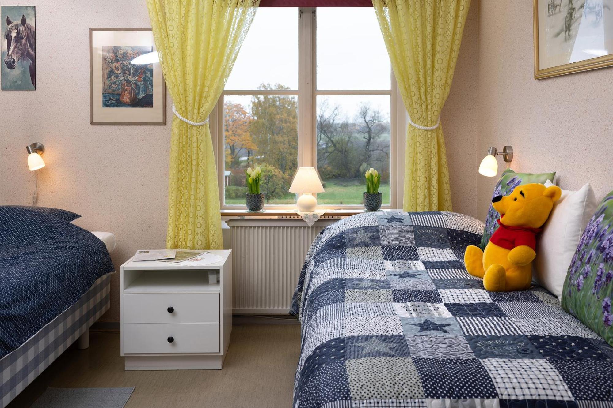 Christinas Gaestgifveri B&B Ervalla Екстер'єр фото