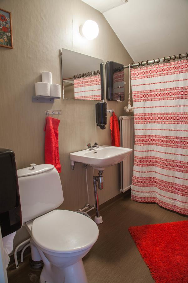Christinas Gaestgifveri B&B Ervalla Екстер'єр фото